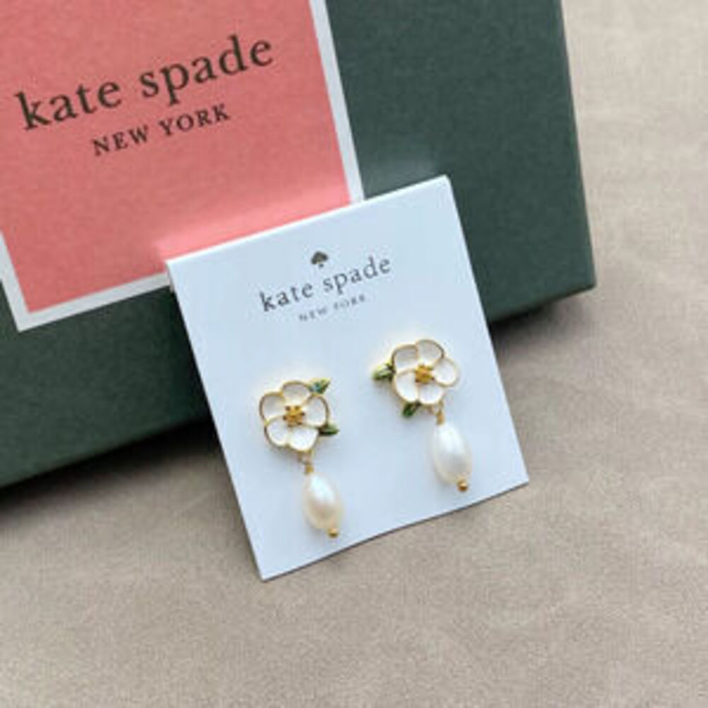 kate spade Natural Freshwater Pearl Earrings Silver Needle Drop Oil Flower
